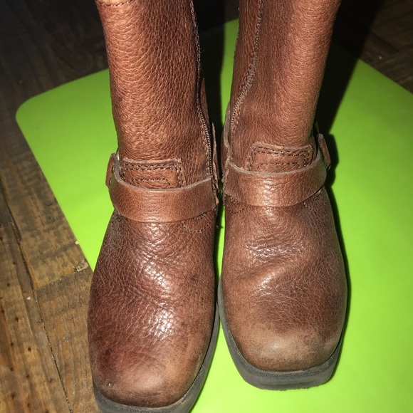 FRYE Harness Rivet boots - Picture 2 of 5